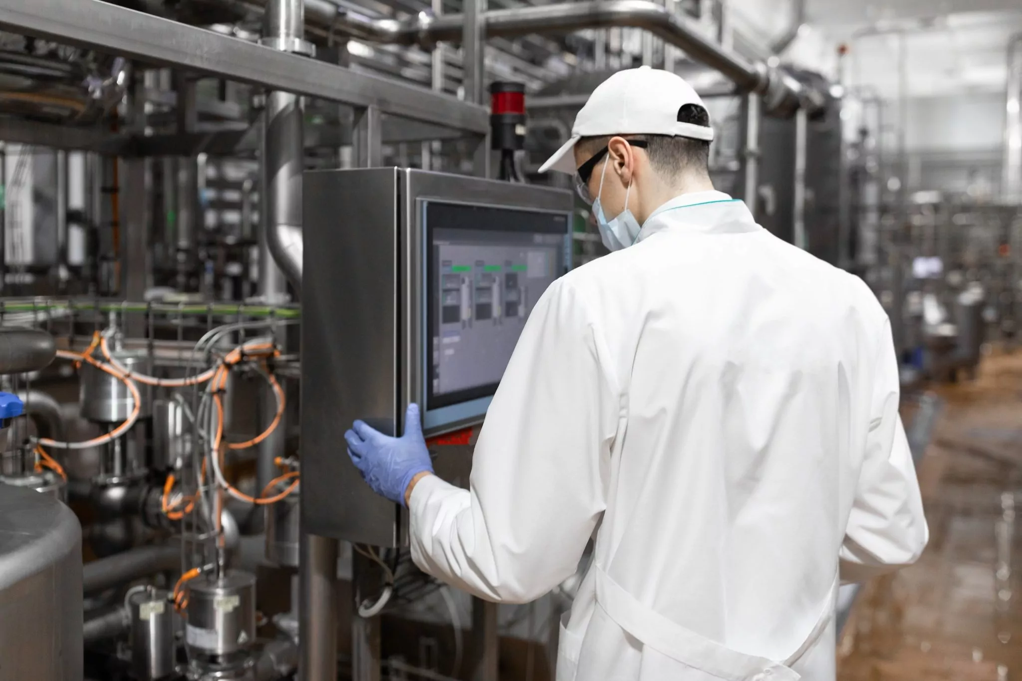 Benefit from Efficient Automation in Pharmaceuticals and Chemicals